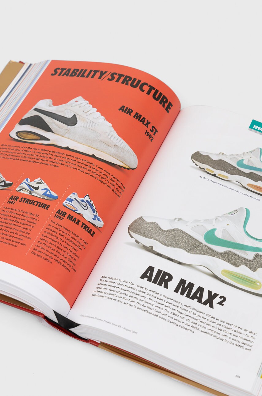 Книга Sneaker Freaker. The Ultimate Sneaker Book, Simon Wood 0