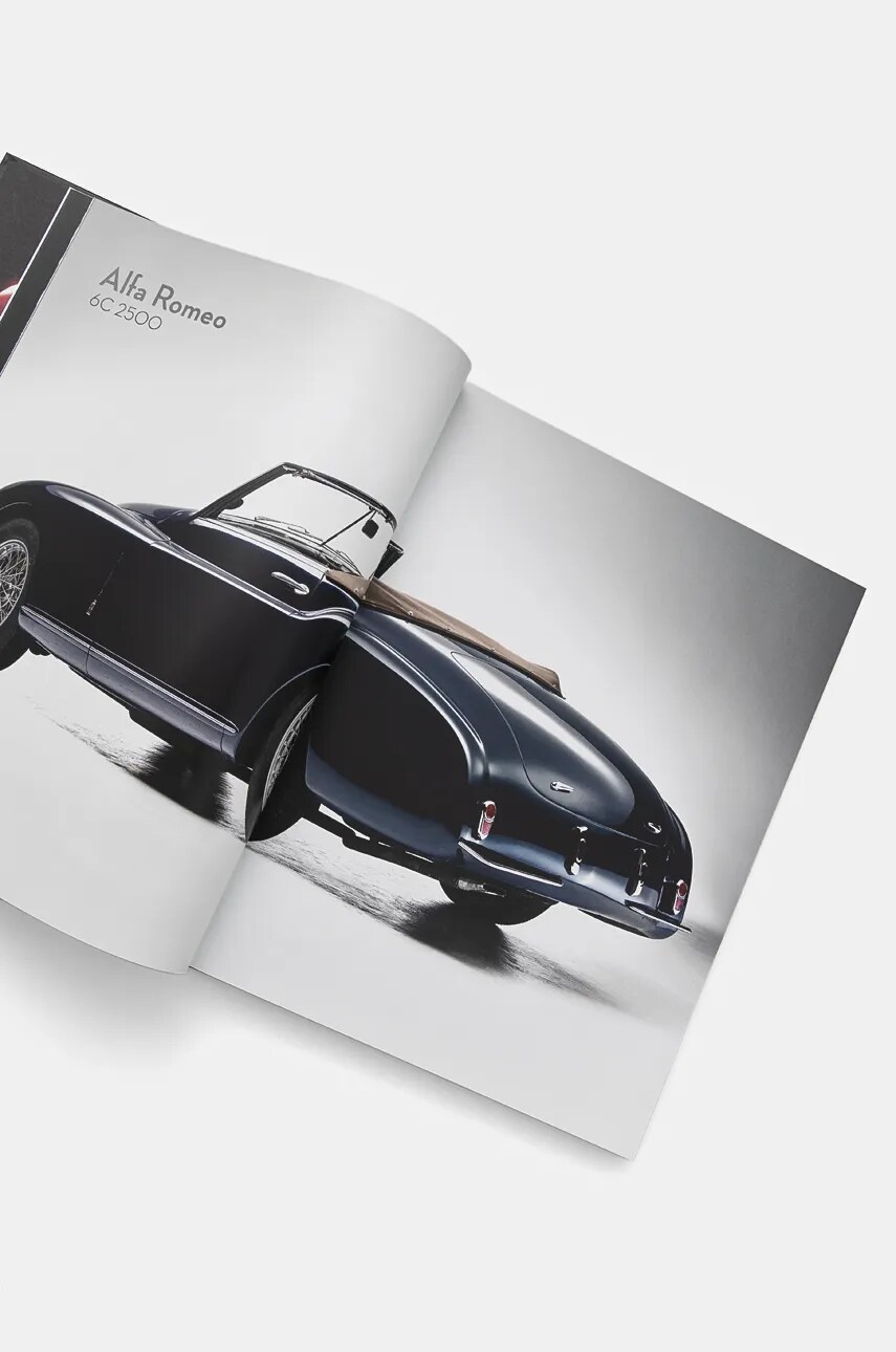 Книга home & lifestyle Classic Cars Book by Rene Staud, English колір чорний 0