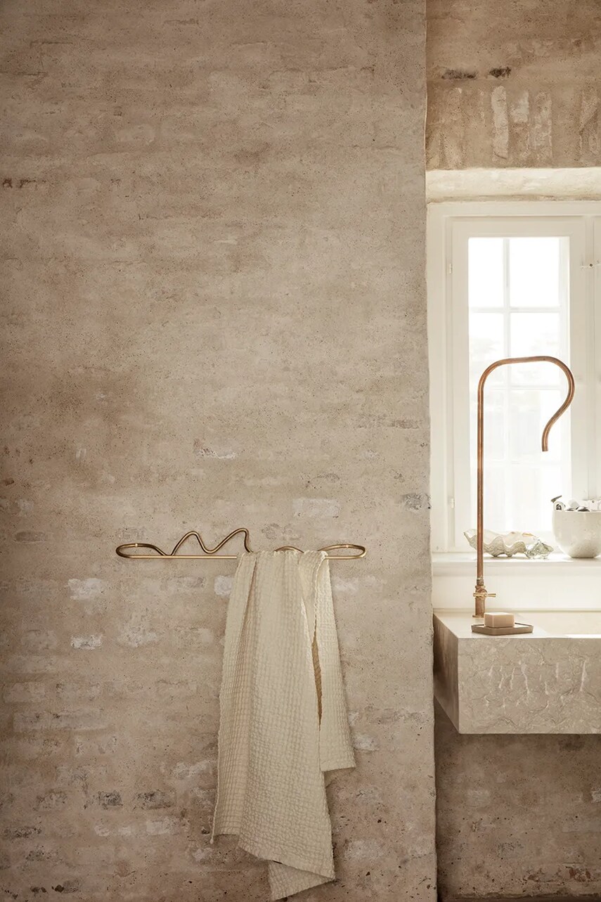 Вішалка для рушників ferm LIVING Curvature колір чорний 0