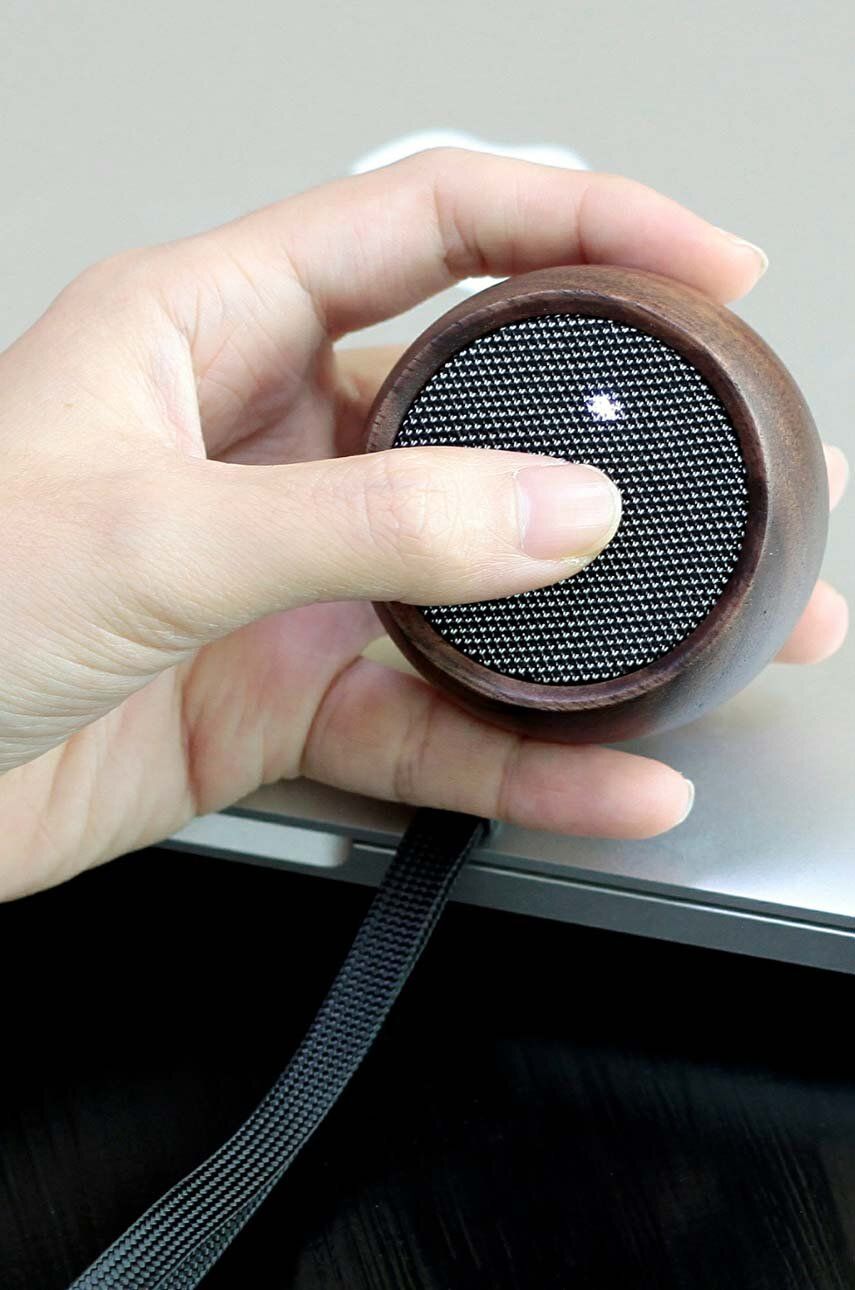 Бездротова колонка Tumbler Selfie Speaker 2