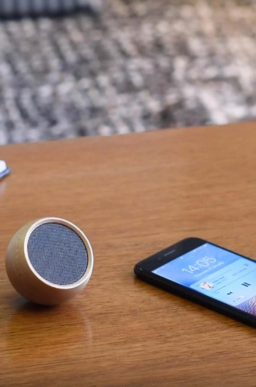 Бездротова колонка Tumbler Selfie Speaker 4