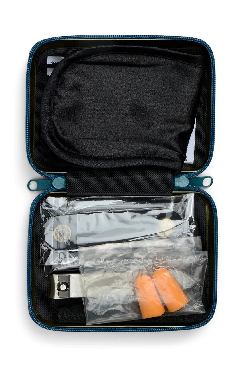 Дорожній набір The Jet Setter Kit 0