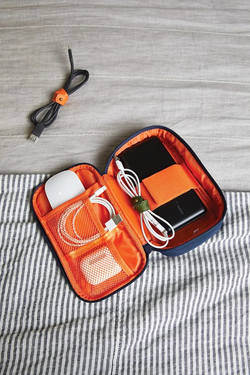 Чохол для зарядних пристроїв і навушників Tech Tidy Case 4