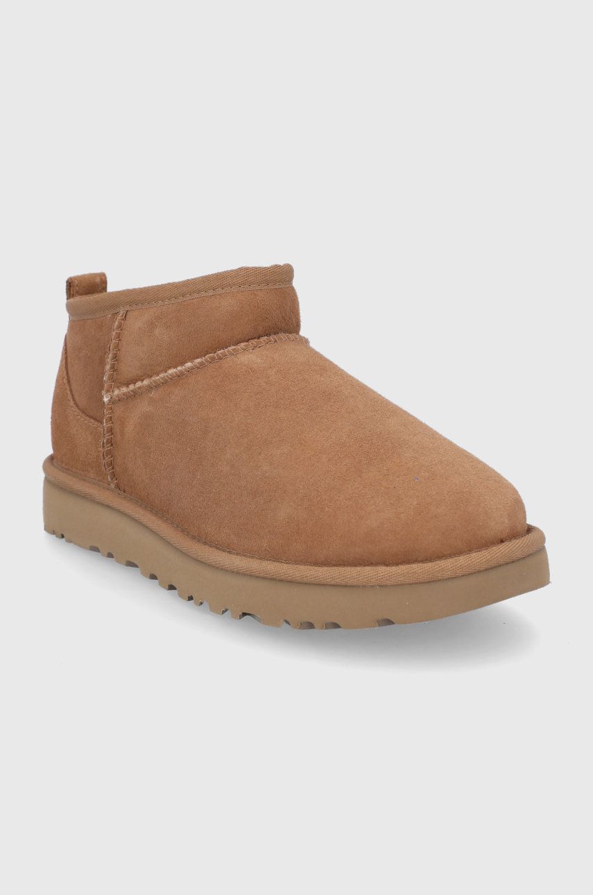 Замшеві чоботи UGG Classic Ultra Mini колір коричневий 1116109-CHE 0