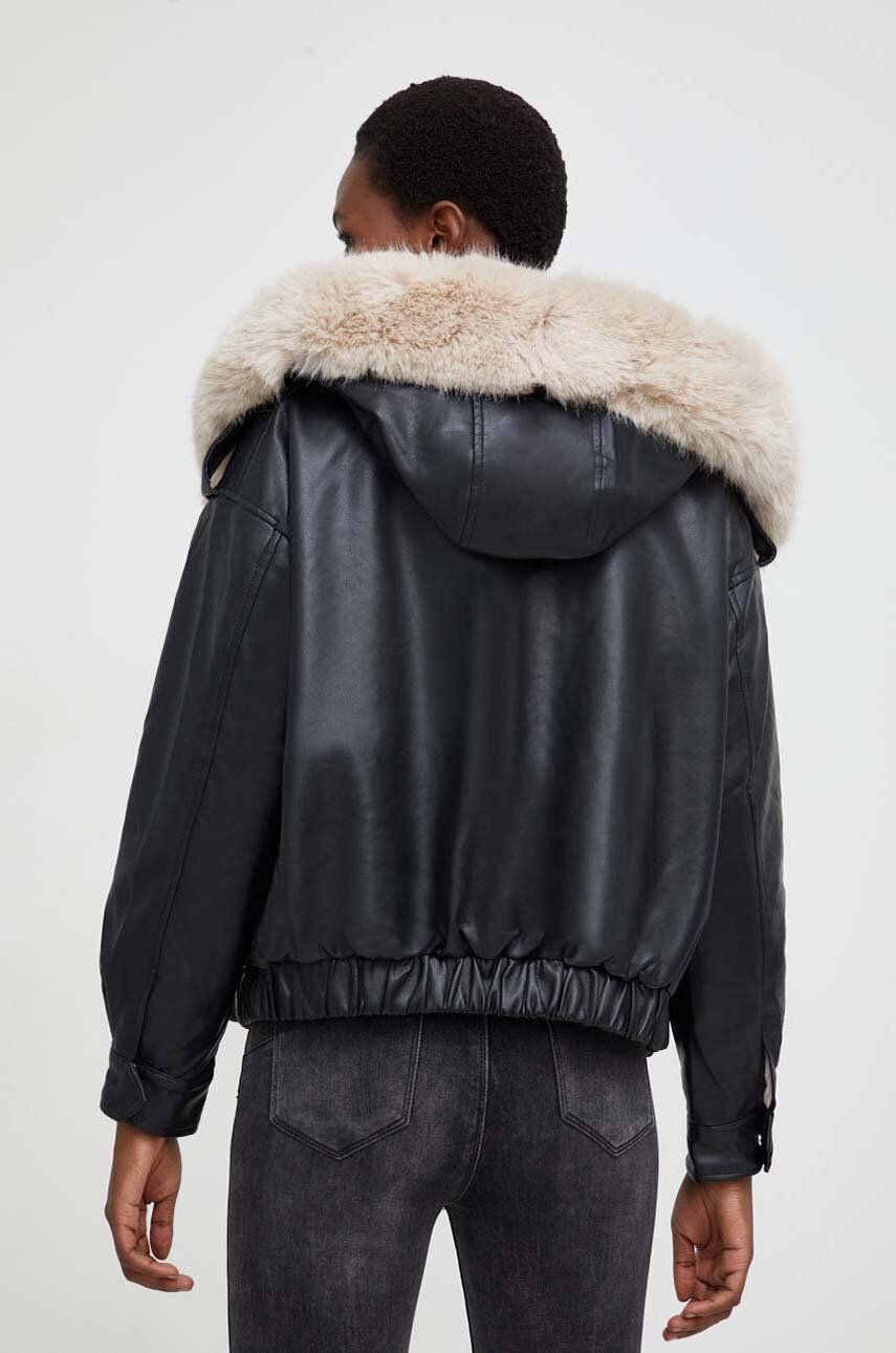 Куртка жіноча колір чорний перехідна oversize 1