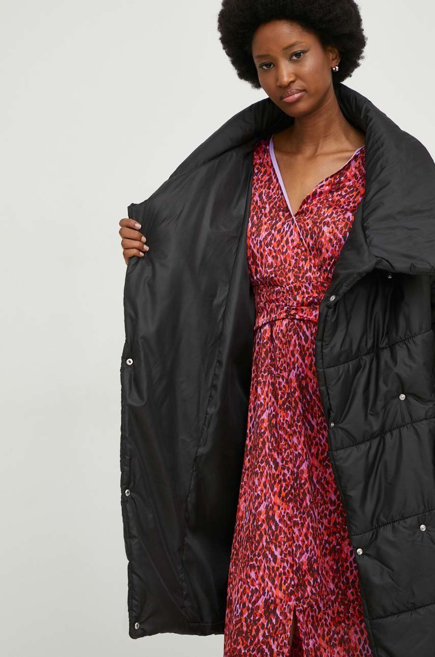 Куртка жіноча колір чорний зимова oversize 4